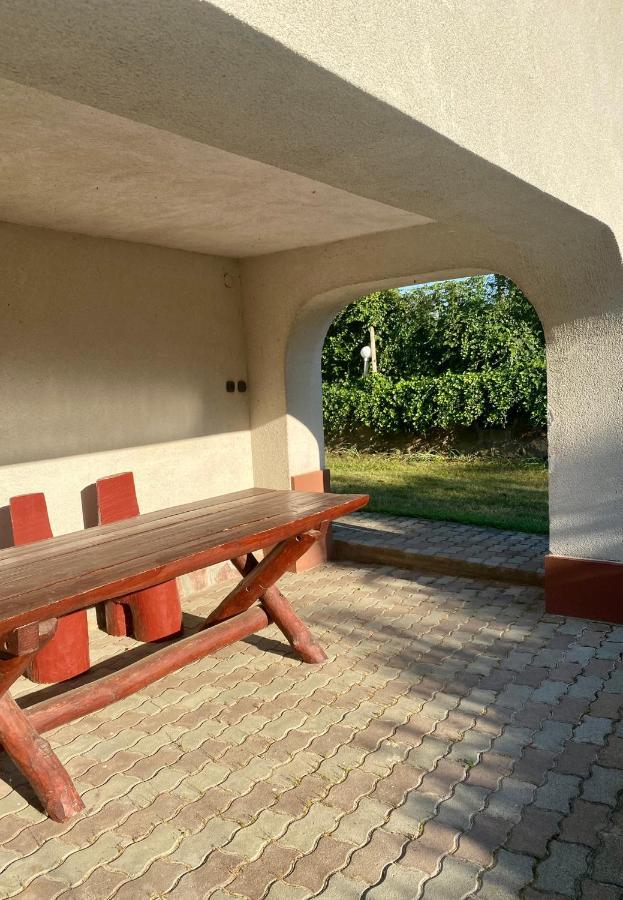 Apartament Toereki 34 Vendeghaz Siófok Zewnętrze zdjęcie